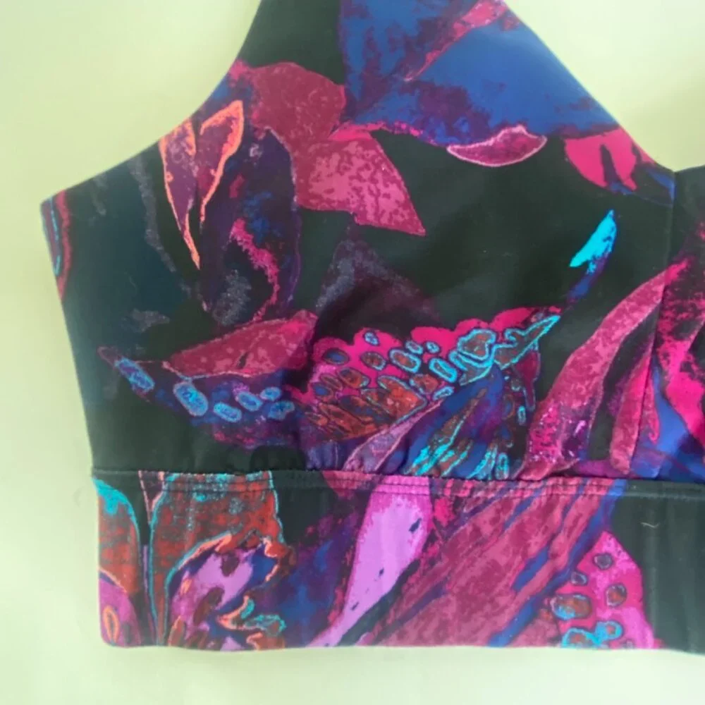Sports Bra,Jog Bra, Yoga Bra, Pink, Purple and Black V Neck size Medium